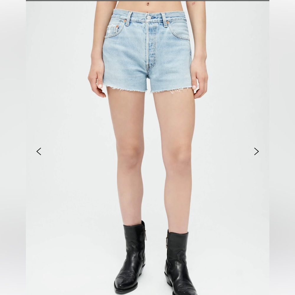 LEVIS Re/Done short size 25